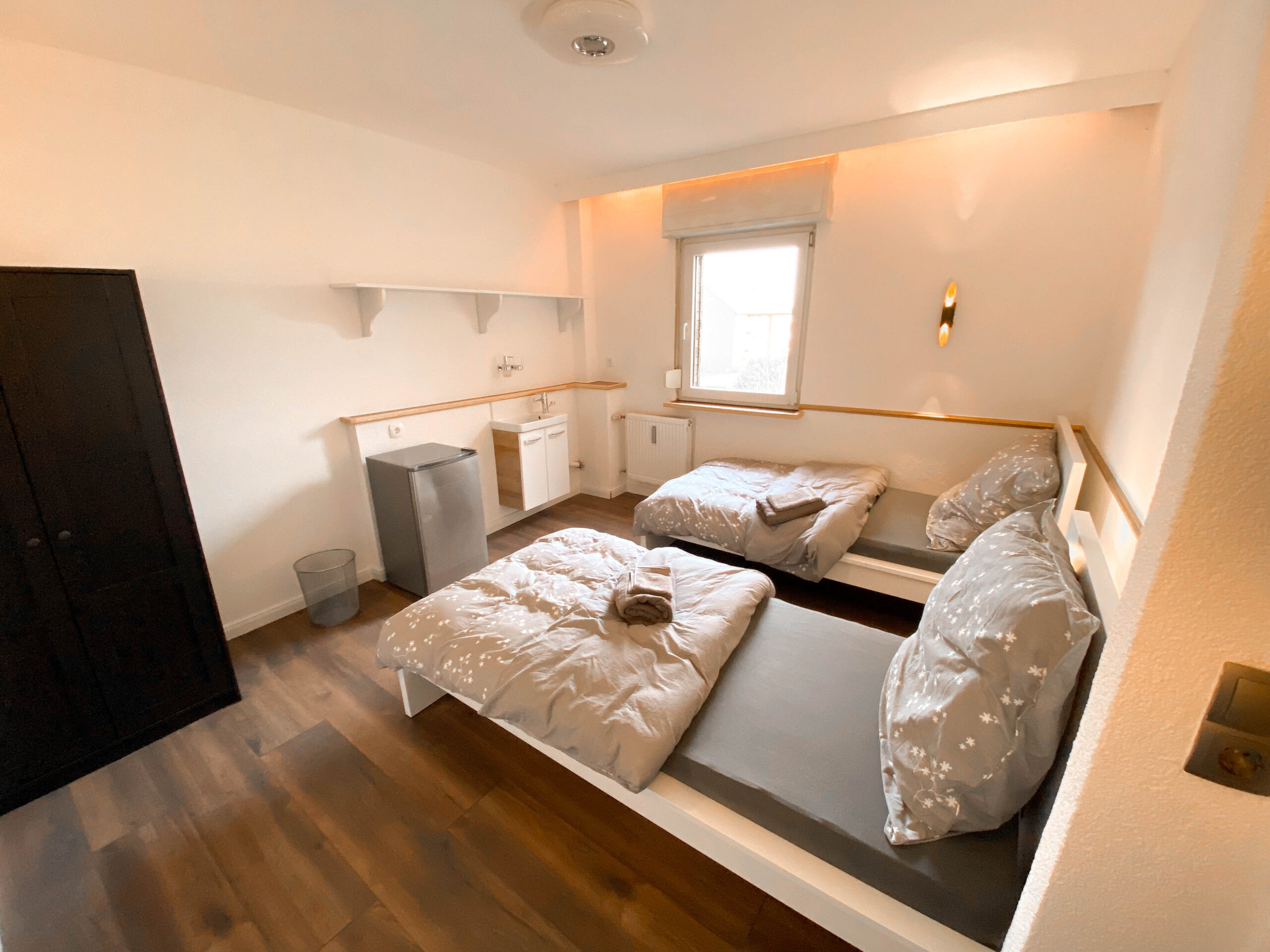 Doppelbettzimmer Monteurzimmer Mondial Eschweiler